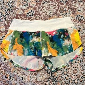 LULULEMON SHORTS